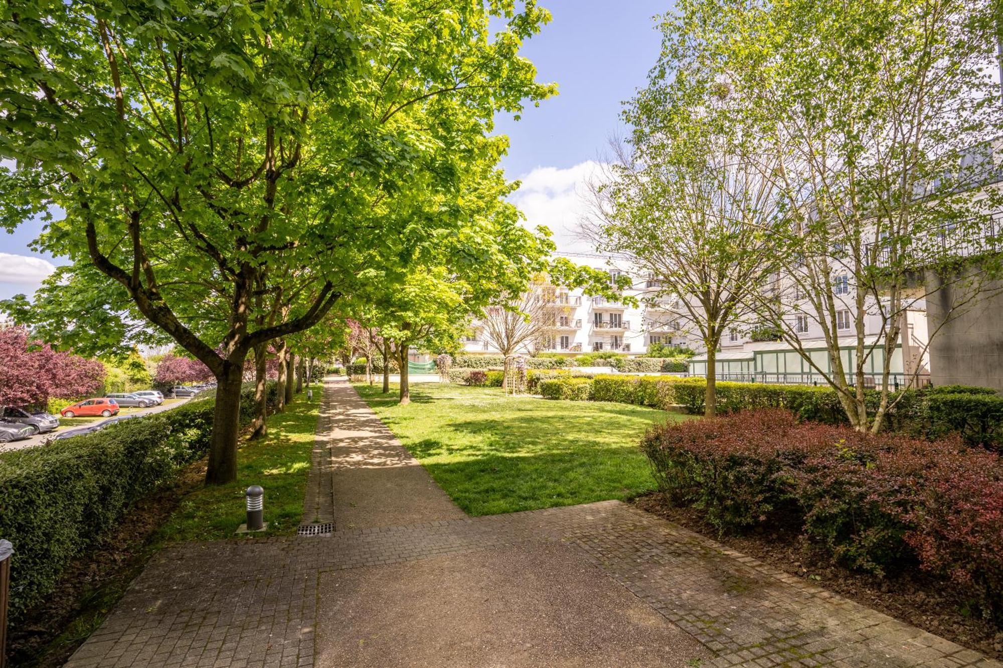 Magic Garden 6 Personnes Parking Prive A 20M Du Rer Apartamento Serris Exterior foto